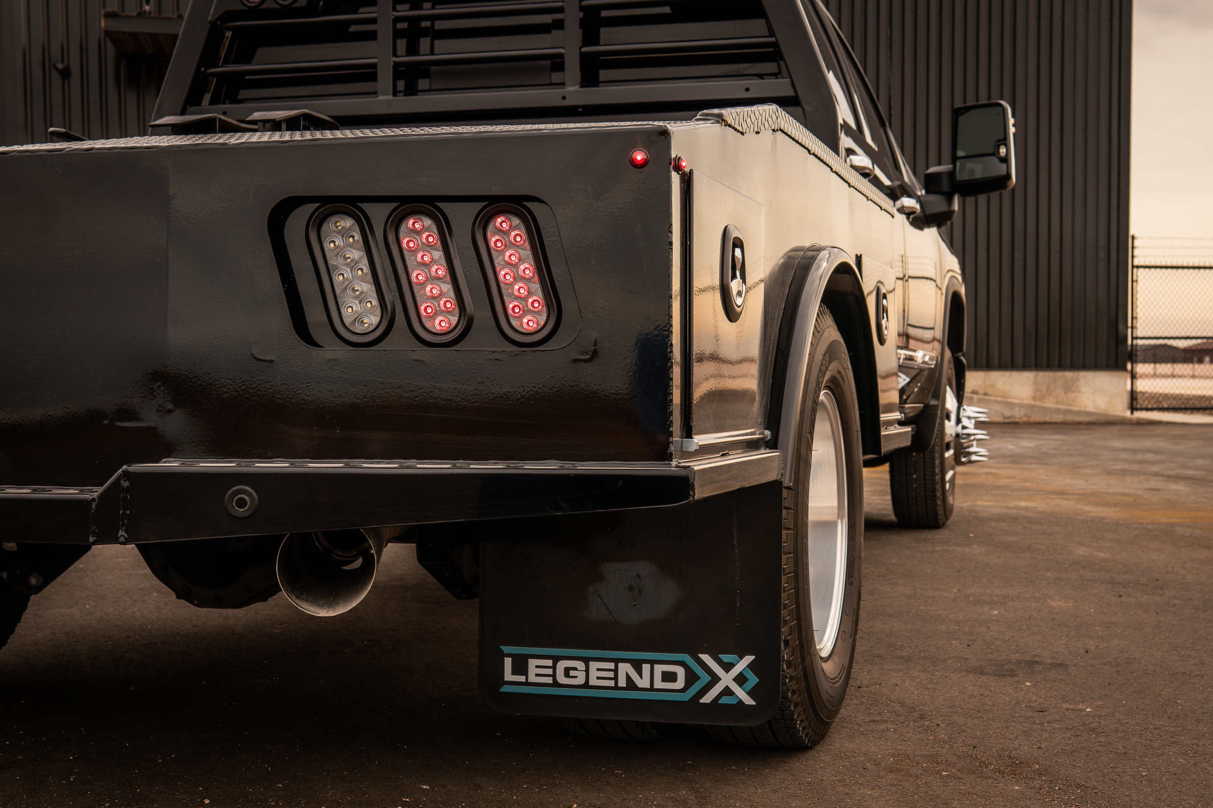Legend X Phoenix Side Profile